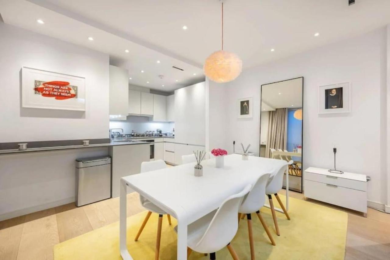 Posh 3 Bedroom Flat With Terrace And Indoor Fireplace In Mayfair, Near Hyde Park 런던 외부 사진